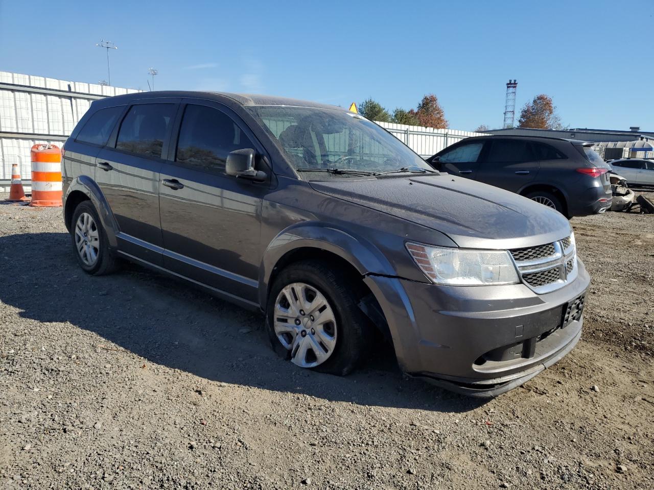 Lot #2989222652 2014 DODGE JOURNEY SE