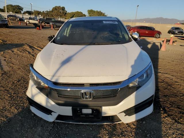 VIN 19XFC2F70JE207319 2018 Honda Civic, EX no.5