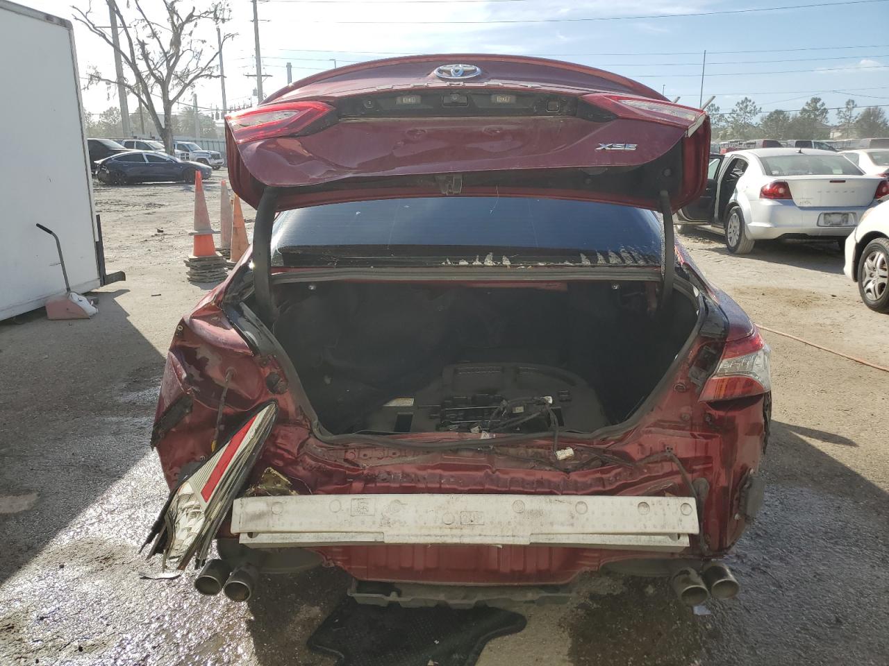 Lot #2981564811 2018 TOYOTA CAMRY XSE