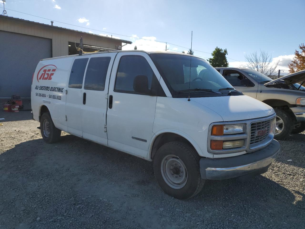 Lot #2907598634 1999 GMC SAVANA G25