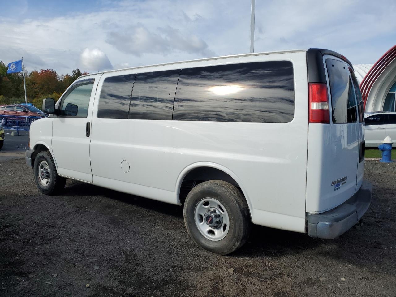 Lot #2920666879 2014 GMC SAVANA G25