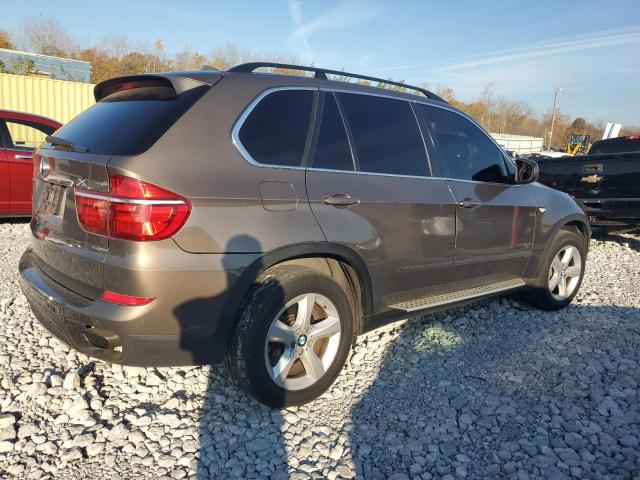 VIN 5UXZV8C59D0C14717 2013 BMW X5, Xdrive50I no.3