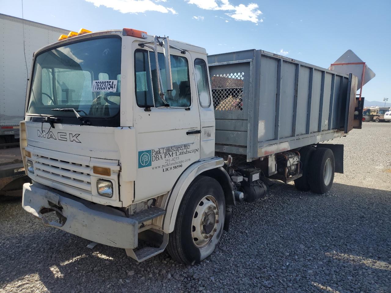 Lot #2977224144 1994 MACK 200 MS200