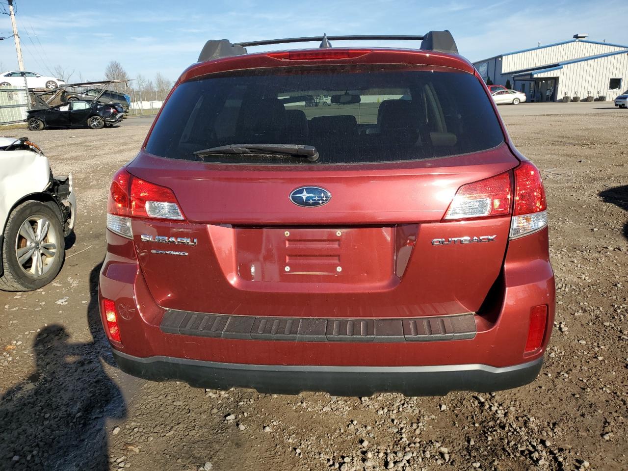 Lot #2942714769 2014 SUBARU OUTBACK 2.