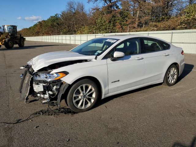 VIN 3FA6P0LU8KR192040 2019 FORD FUSION no.1