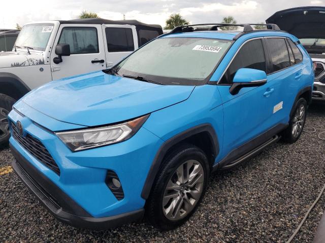 VIN 2T3C1RFV0LW066517 2020 Toyota RAV4, Xle Premium no.1