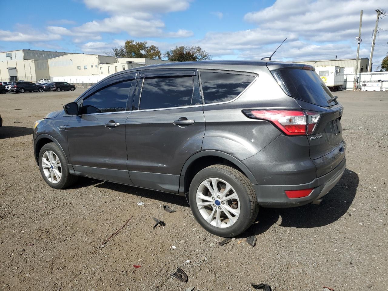 Lot #3034279084 2017 FORD ESCAPE SE