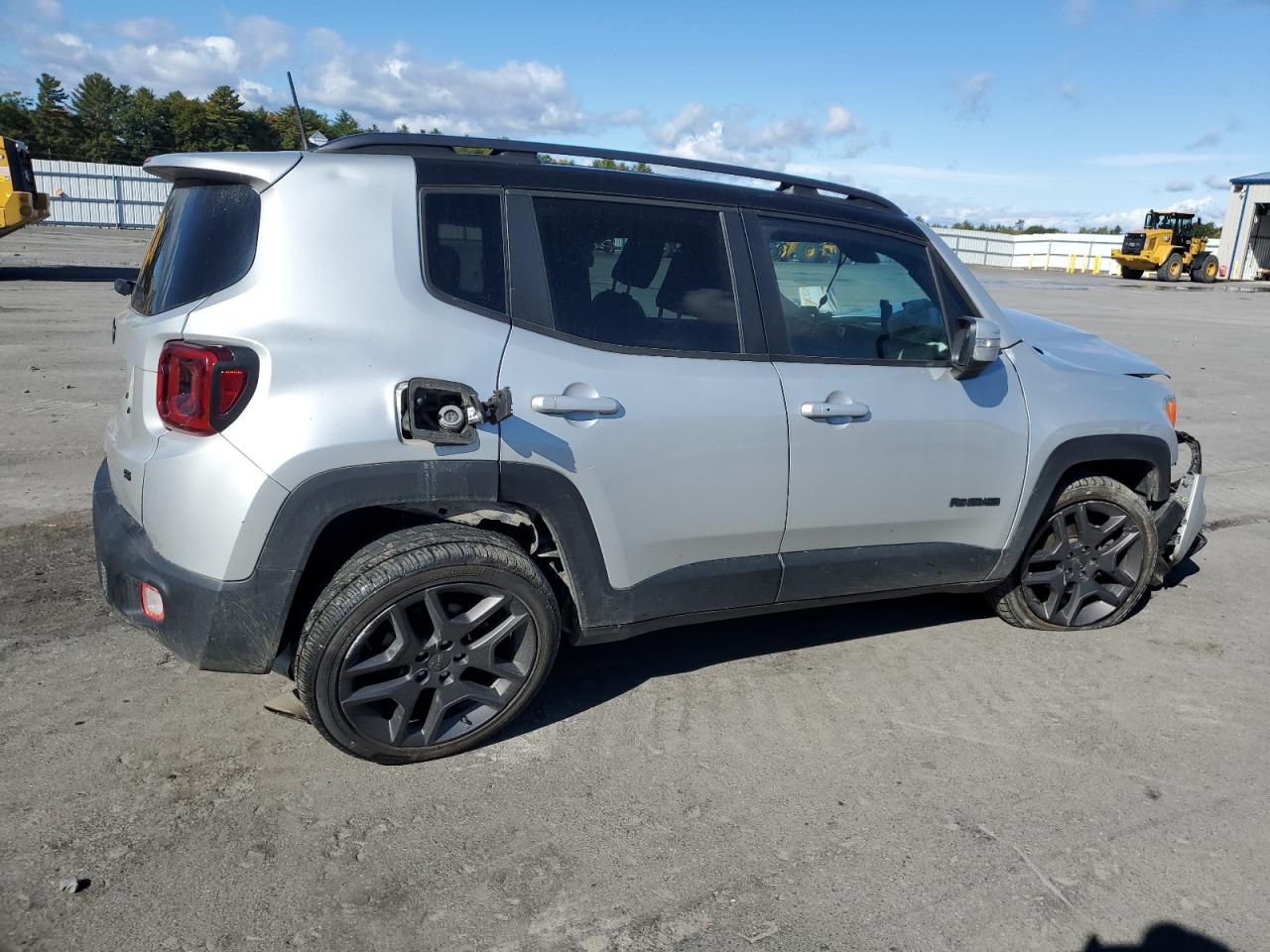 Lot #2976877276 2019 JEEP RENEGADE L