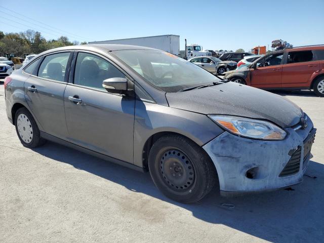 VIN 1FADP3F22DL321636 2013 Ford Focus, SE no.4