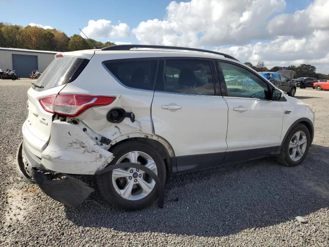 VIN 1FMCU0GX8FUA68774 2015 Ford Escape, SE no.3