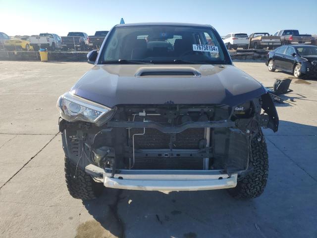 2018 TOYOTA 4RUNNER SR - JTEBU5JR4J5579663