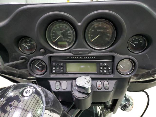 2011 HARLEY-DAVIDSON FLHTC 1HD1FF418BB636129