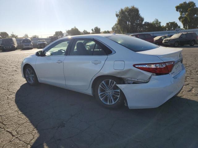 VIN 4T1BF1FK1FU031289 2015 Toyota Camry, LE no.2