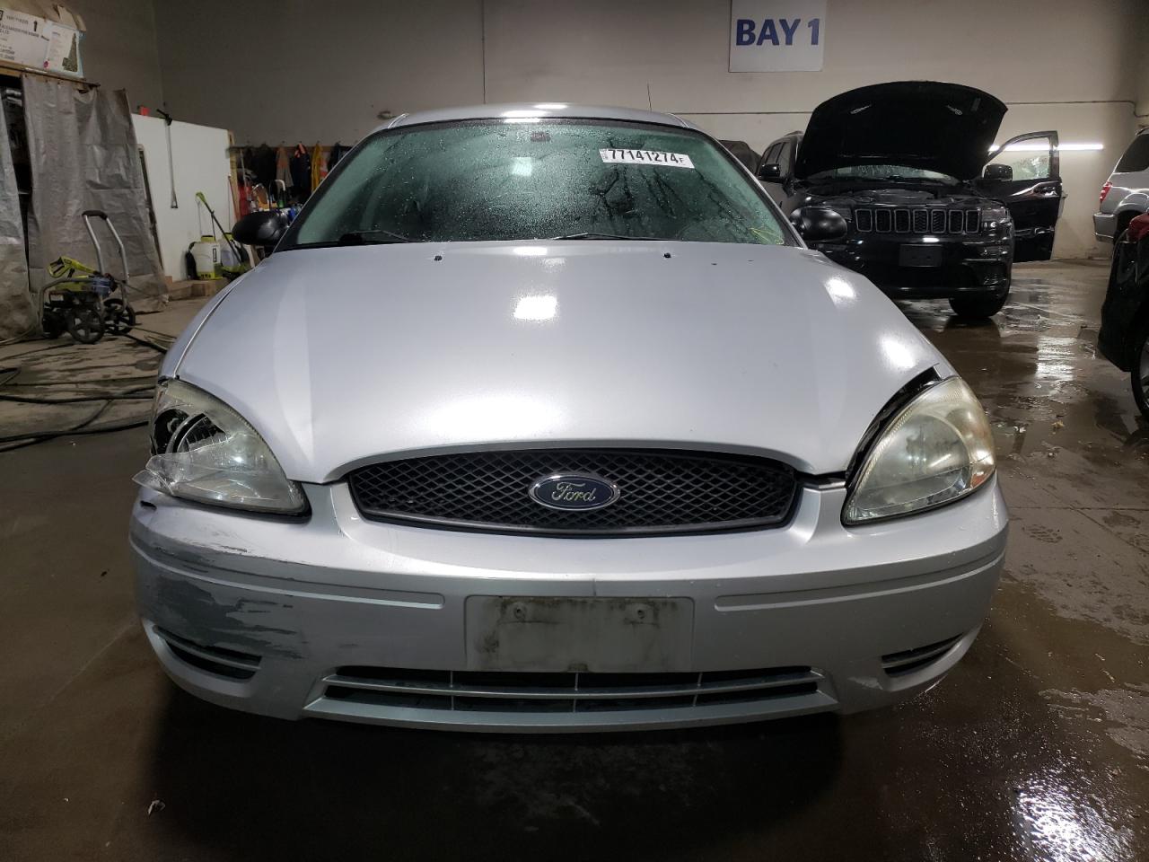 Lot #2947526811 2005 FORD TAURUS SE