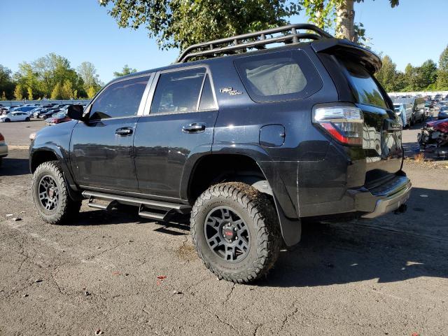 2020 TOYOTA 4RUNNER SR - JTEBU5JRXL5775545
