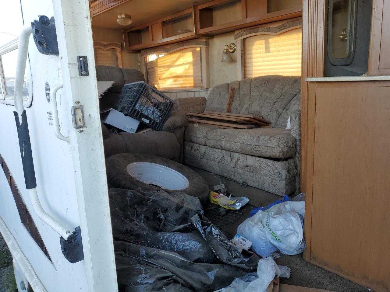 Lot #3216935286 2006 GULF STREAM CONQUEST