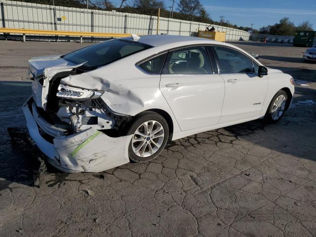 VIN 3FA6P0LU6KR225052 2019 Ford Fusion, SE no.3