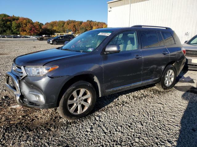 TOYOTA HIGHLANDER