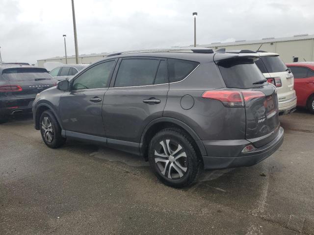 VIN JTMZFREV4JJ157282 2018 Toyota RAV4, LE no.2