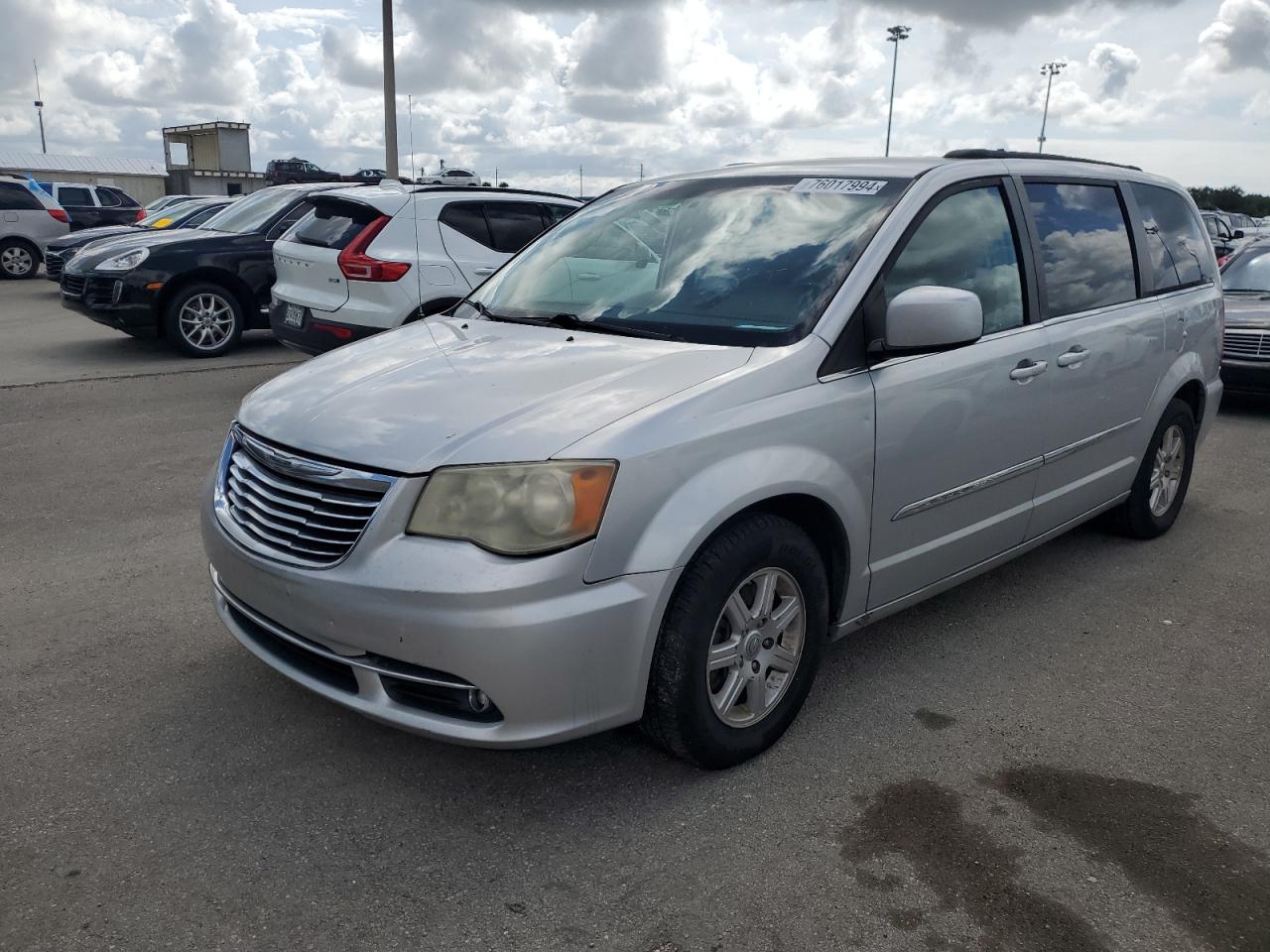 Lot #2907343972 2012 CHRYSLER TOWN & COU