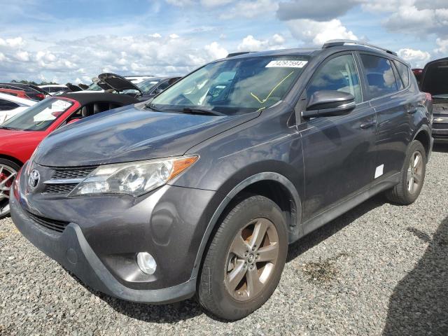 VIN 2T3WFREV5FW142141 2015 Toyota RAV4, Xle no.1