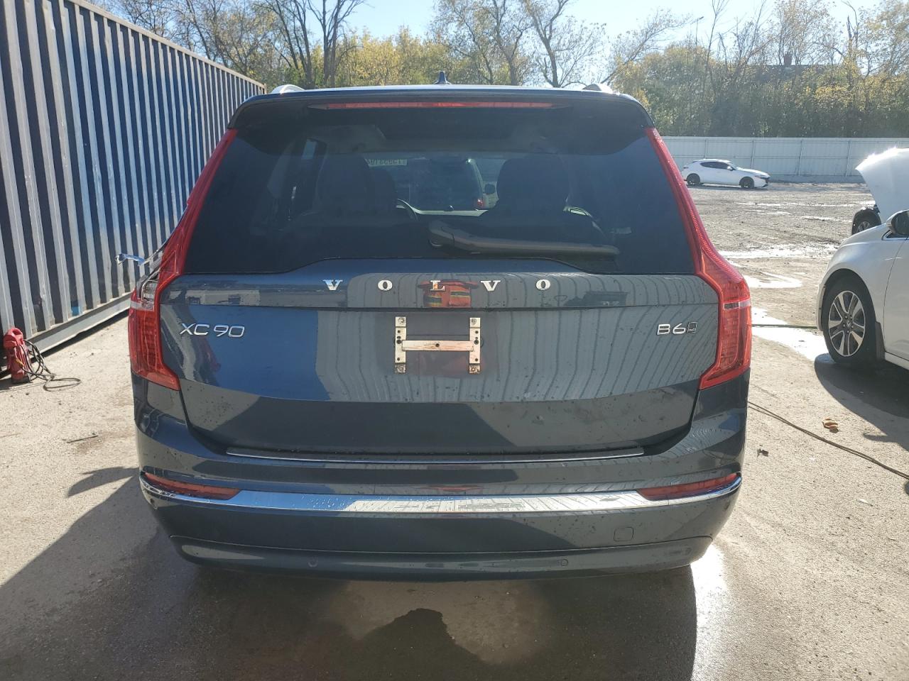 Lot #2924020173 2023 VOLVO XC90 ULTIM