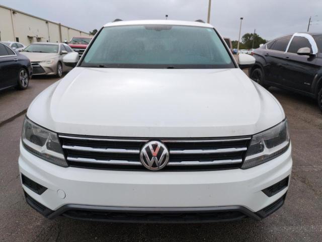 VIN 3VV3B7AX2KM148860 2019 Volkswagen Tiguan, SE no.5