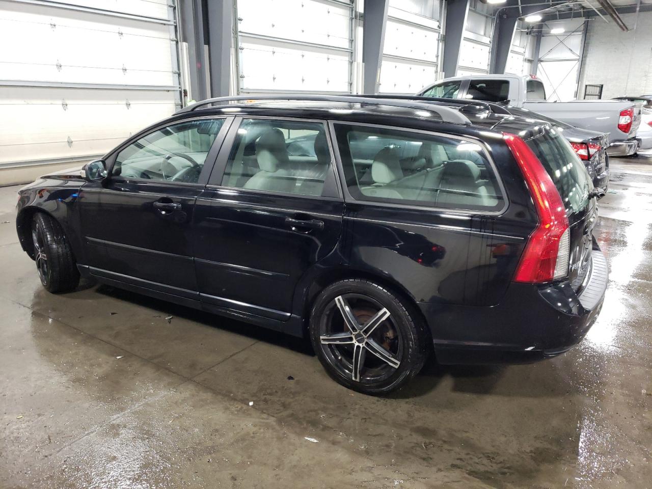 VOLVO V50 2.4I 2010 black  gas YV1382MW5A2575954 photo #3