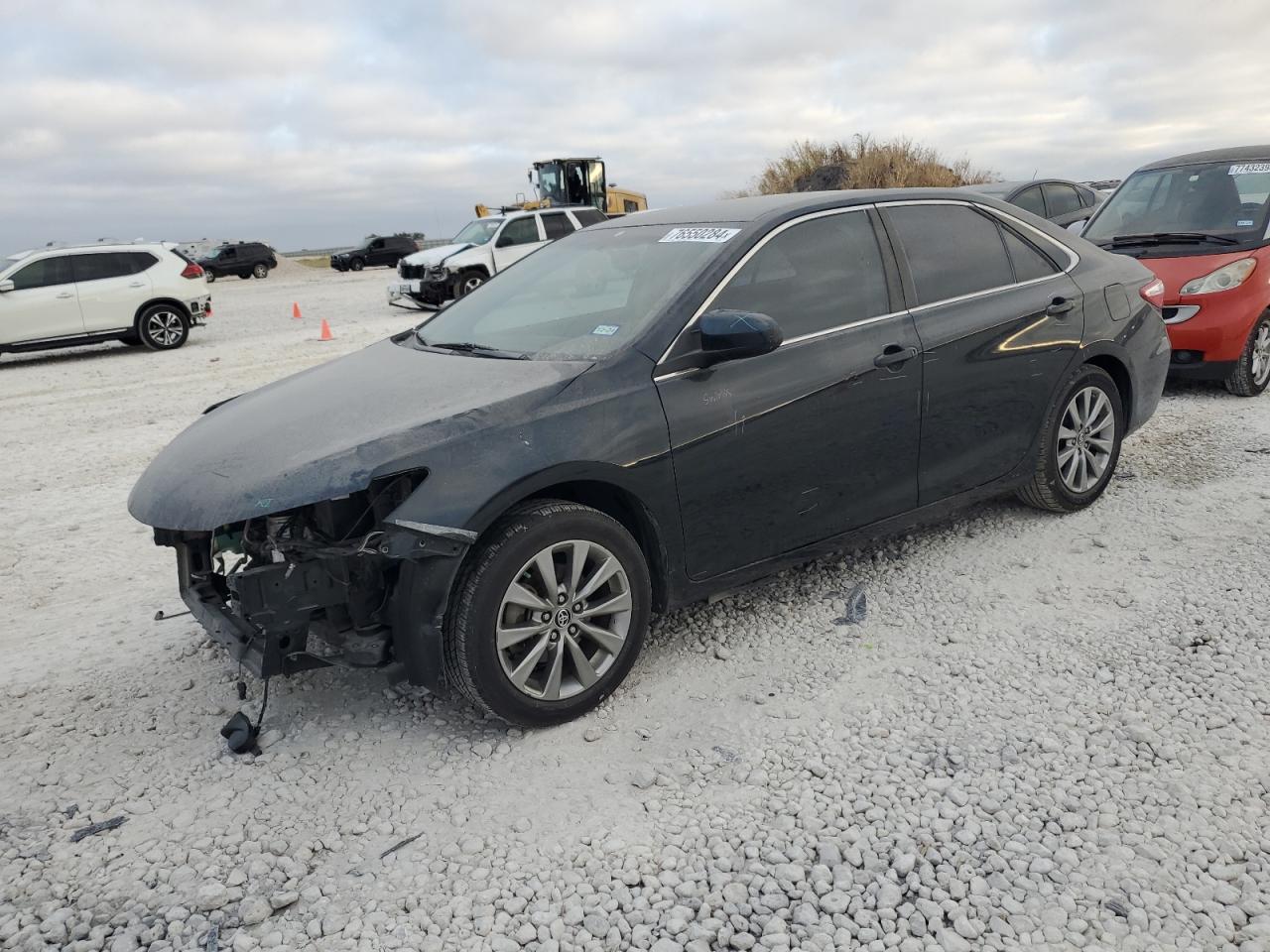 Lot #2982356149 2015 TOYOTA CAMRY LE