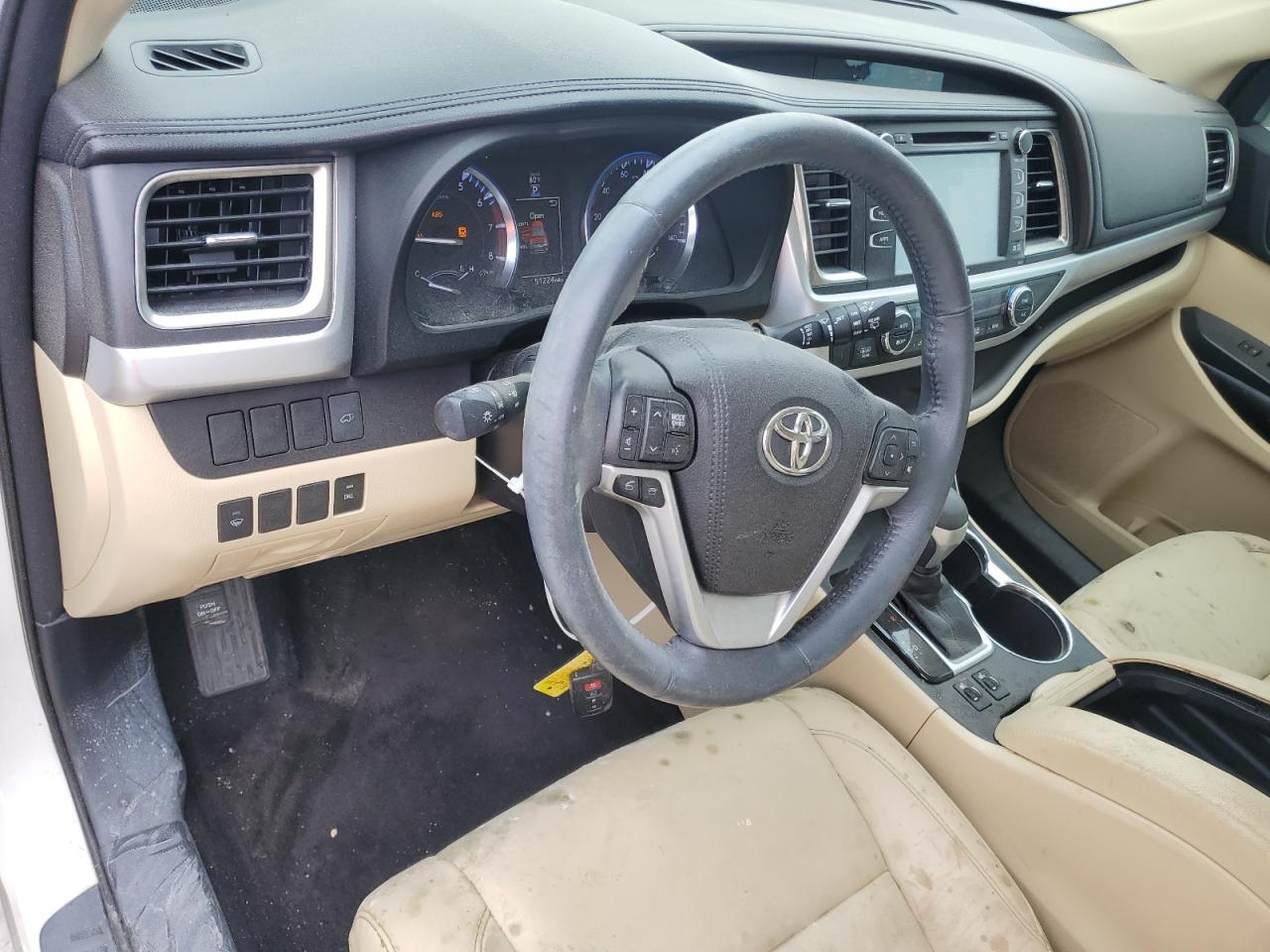 Lot #3044748026 2016 TOYOTA HIGHLANDER