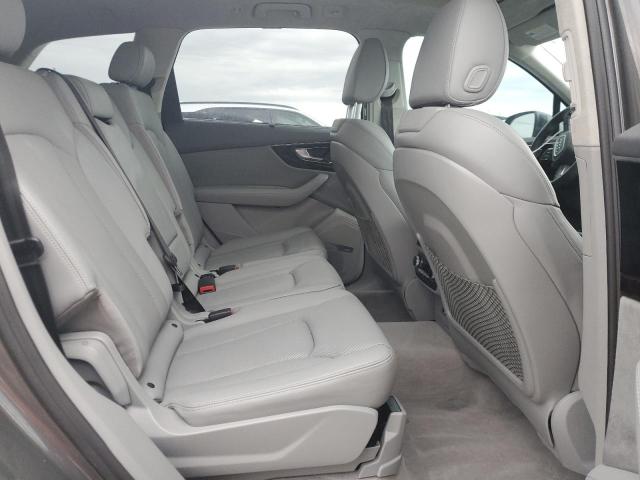 VIN WA1VAAF78KD033427 2019 Audi Q7, Prestige no.11