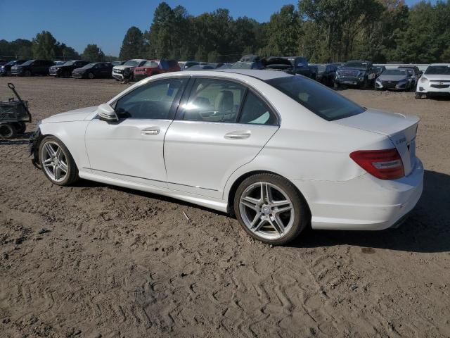 VIN WDDGF4HB8DR272099 2013 Mercedes-Benz C-Class, 250 no.2