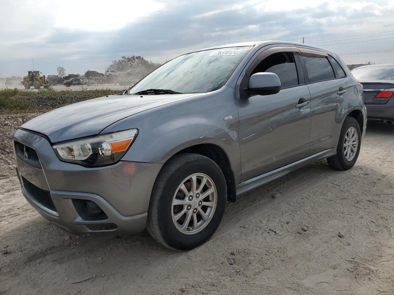 Mitsubishi Outlander Sport 2011 MEDIUM