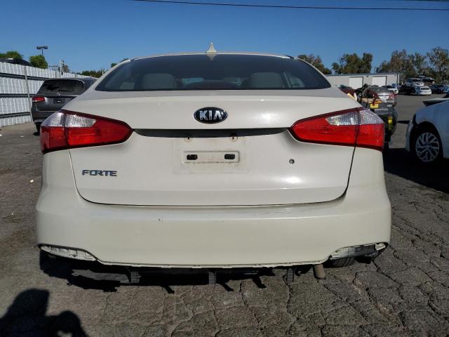 VIN KNAFK4A61F5333850 2015 KIA Forte, LX no.6