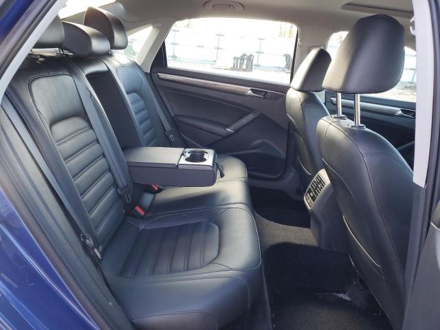 2017 VOLKSWAGEN PASSAT SEL - 1VWCT7A37HC077459