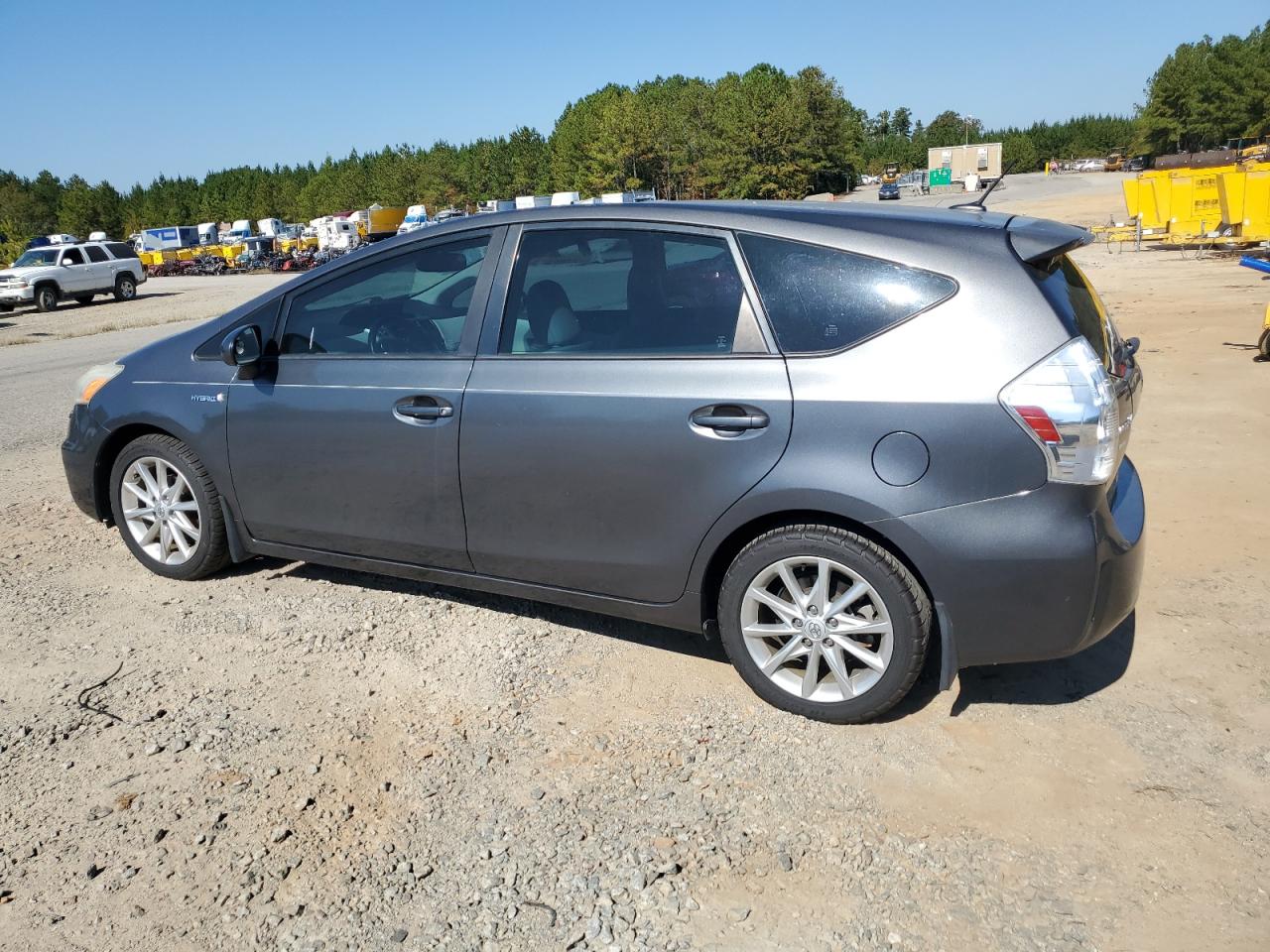 Lot #2935693858 2014 TOYOTA PRIUS V