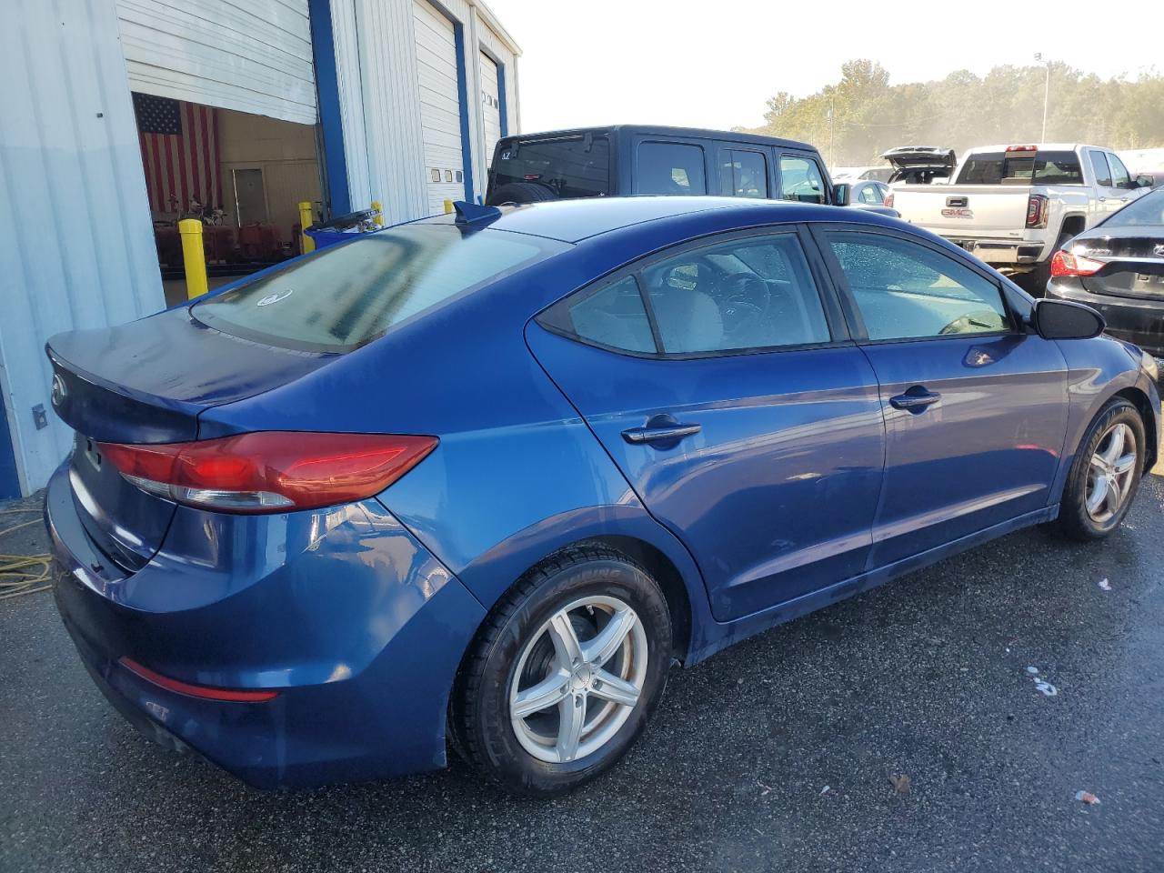 Lot #2989035583 2017 HYUNDAI ELANTRA SE