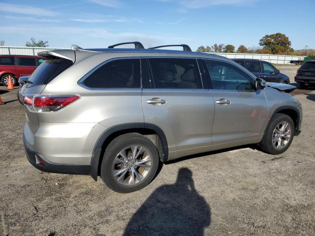 VIN 5TDJKRFH3FS130487 2015 Toyota Highlander, Xle no.3