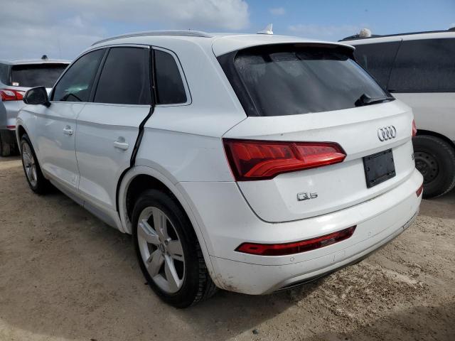 AUDI Q5 PREMIUM 2018 white  gas WA1BNAFY7J2212651 photo #3