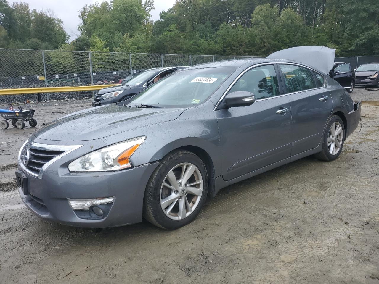  Salvage Nissan Altima