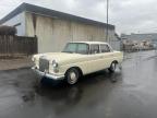 MERCEDES-BENZ 200 снимка