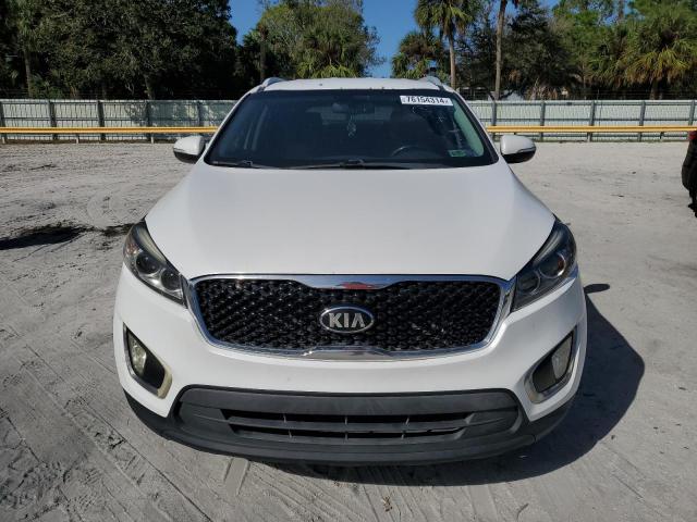 VIN 5XYPG4A34GG075346 2016 KIA Sorento, LX no.5