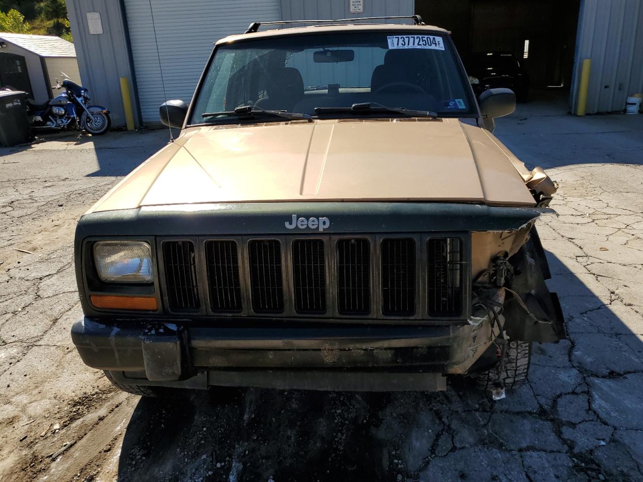 Lot #2971982023 2000 JEEP CHEROKEE C