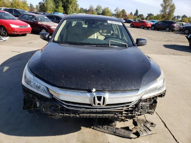 2017 HONDA ACCORD TOU - JHMCR6F70HC028108