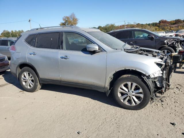 Vin: knmat2mv0fp562915, lot: 77369914, nissan rogue s 20154