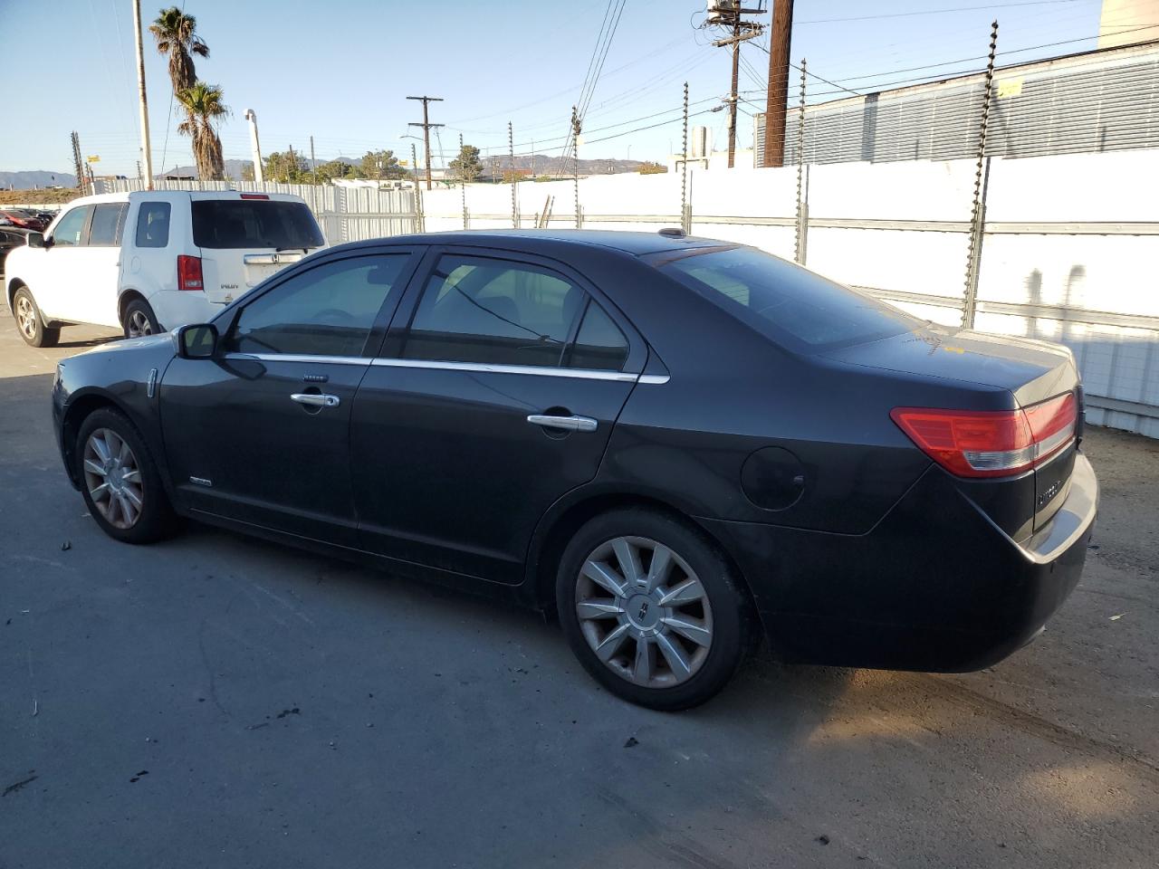 Lot #3028393808 2011 LINCOLN MKZ HYBRID