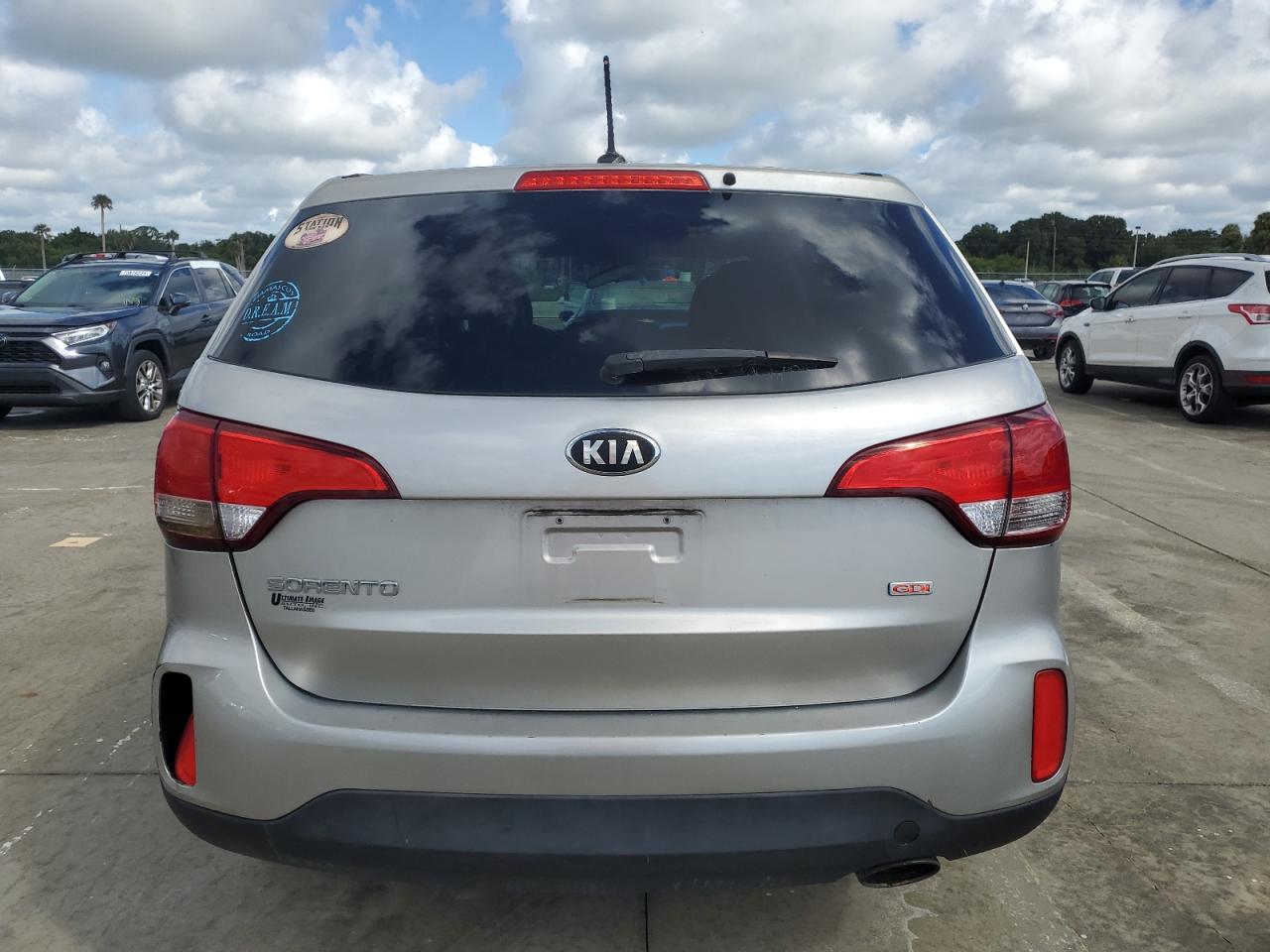 Lot #3027014775 2015 KIA SORENTO LX