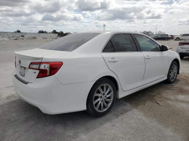 Vin: 4t1bf1fk4eu376282, lot: 75700584, toyota camry l 20143