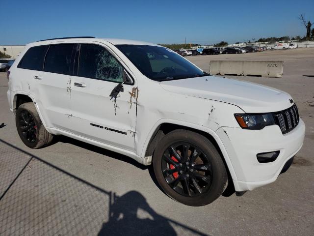 VIN 1C4RJEAG3LC329159 2020 Jeep Grand Cherokee, Laredo no.4