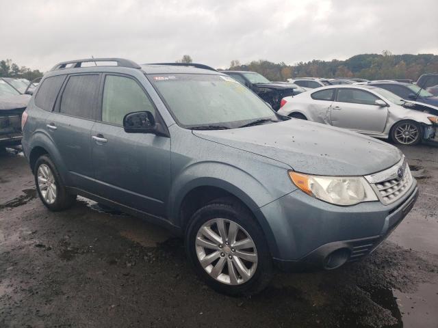 VIN JF2SHADC5DH439585 2013 Subaru Forester, 2.5X Pr... no.4